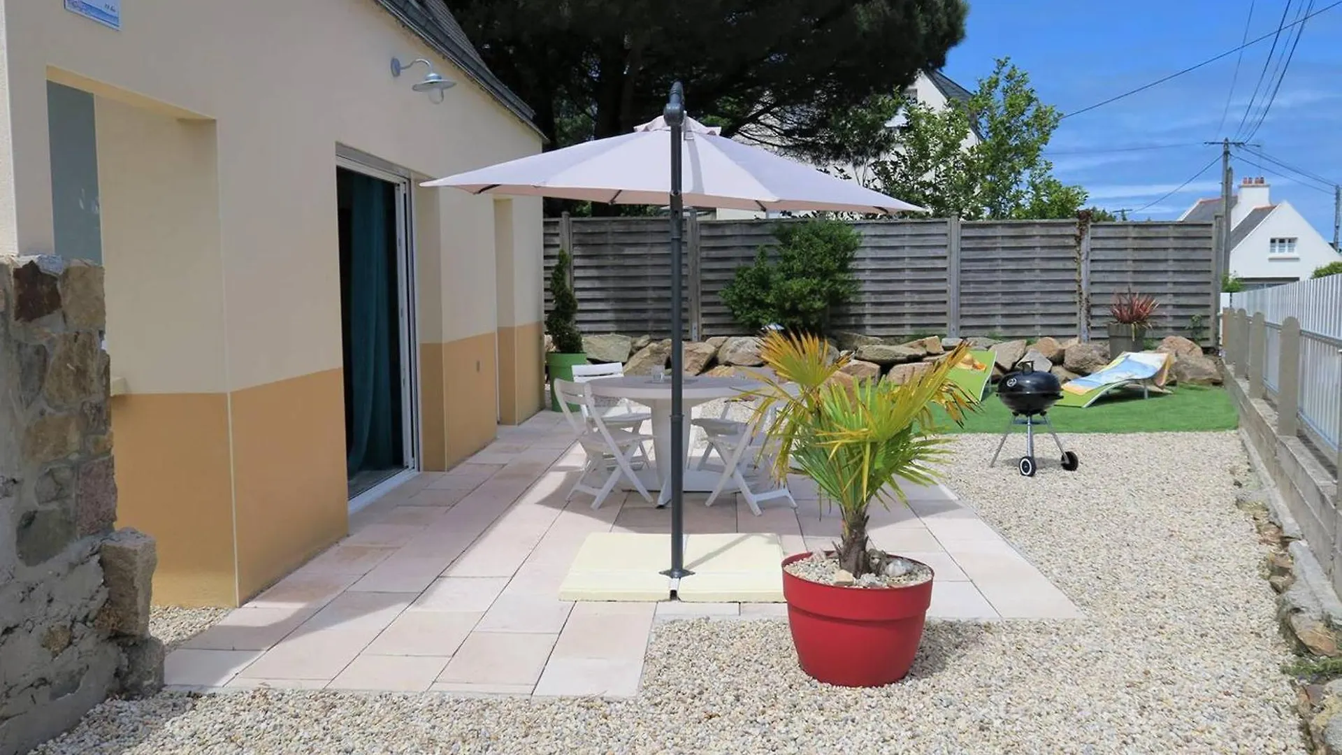 Holiday home Maison Renovee 3* Avec Jardin Et Wifi, A 450M Du Centre De Perros-Guirec - Fr-1-368-301 France